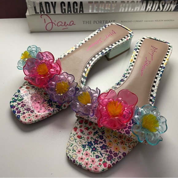 Betsey Johnson colorful floral Block Heel Sandals - Picture 1 of 7